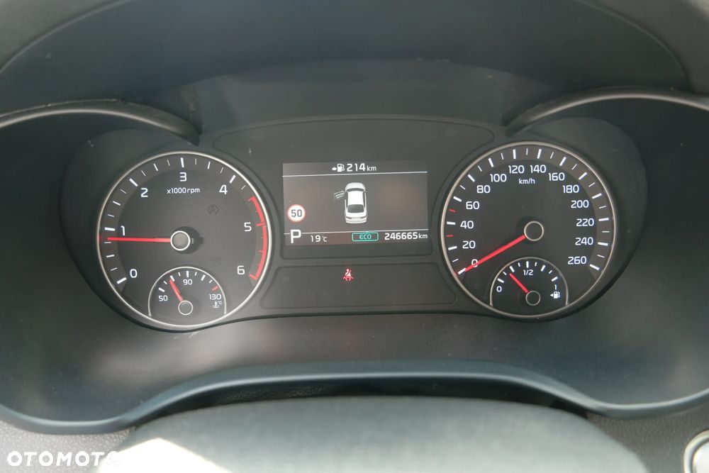 Kia Optima - 29