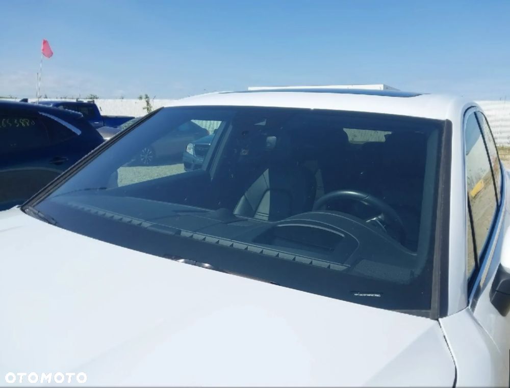 Porsche Cayenne Platinum Edition - 18