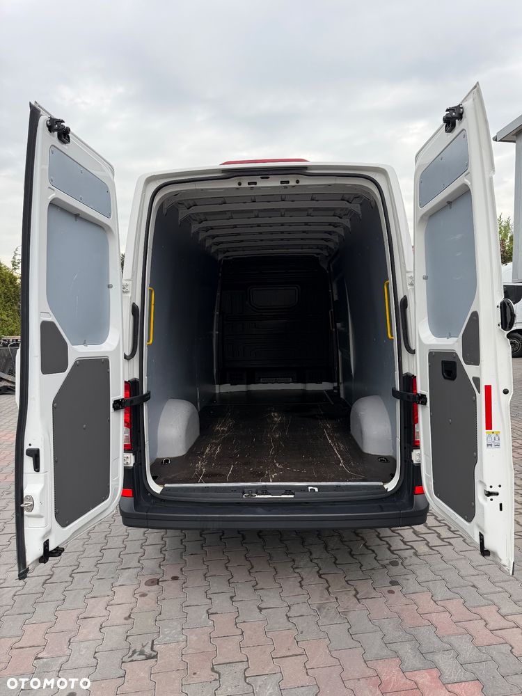 Volkswagen Crafter - 15