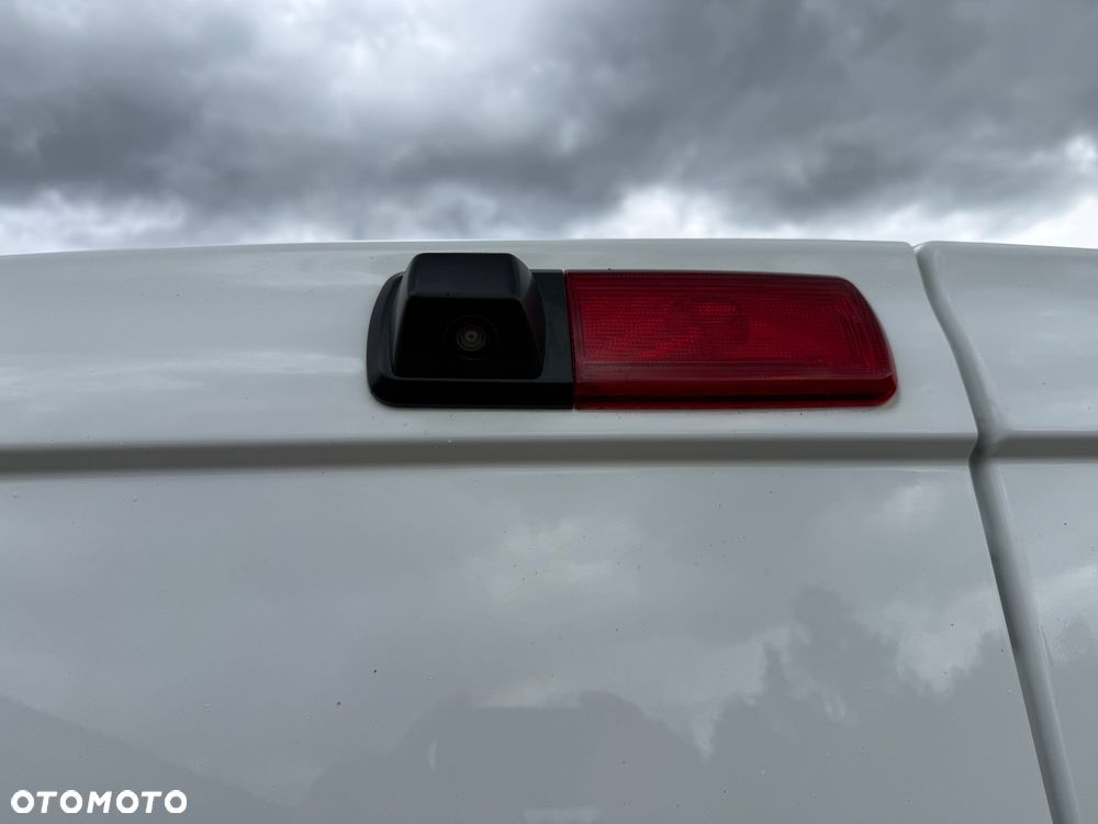 Renault Trafic - 18