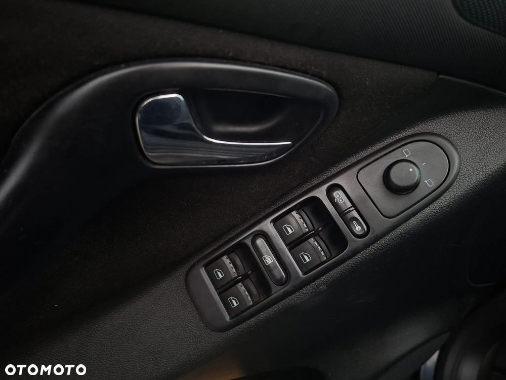 Seat Leon 1.9 TDI 150 Sport - 12
