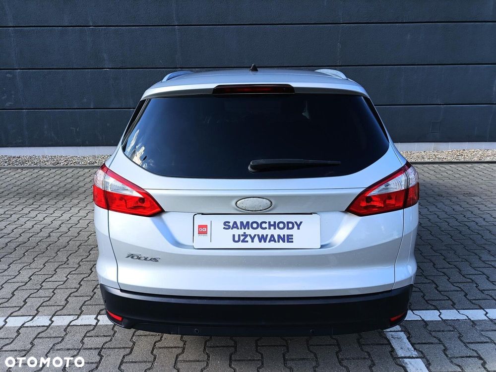 Ford Focus 1.6 Trend - 8
