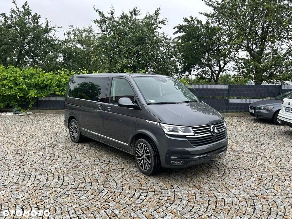 Volkswagen Multivan - 1