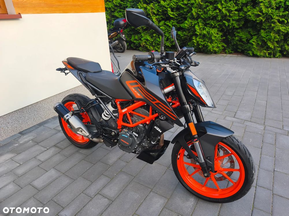 KTM Duke