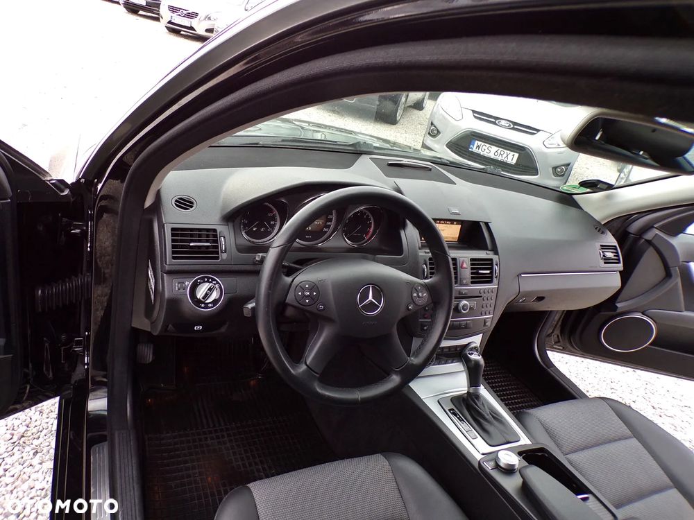 Mercedes-Benz Klasa C 180 Kompressor Automatik BlueEFFICIENCY Avantgarde - 14