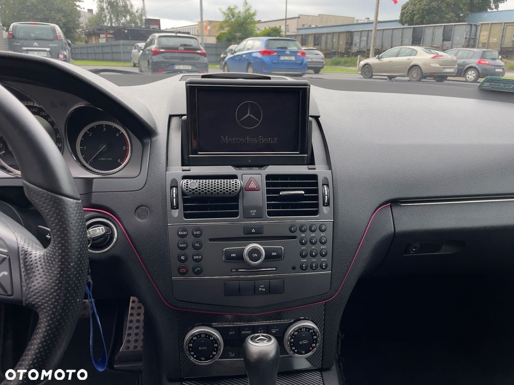 Mercedes-Benz Klasa C 220 CDI DPF Automatik BlueEFFICIENCY Avantgarde - 25