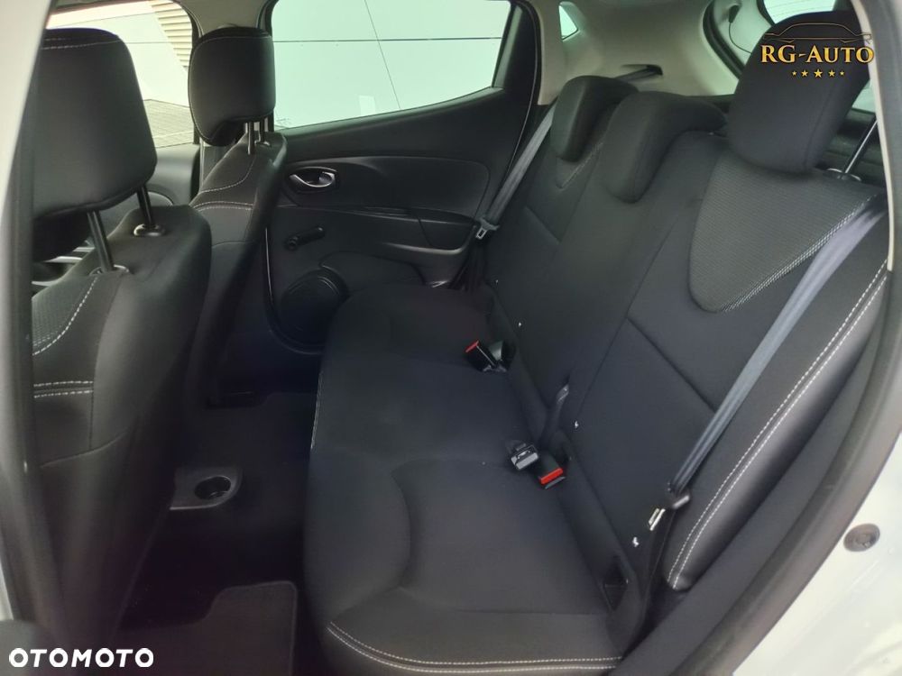 Renault Clio - 22