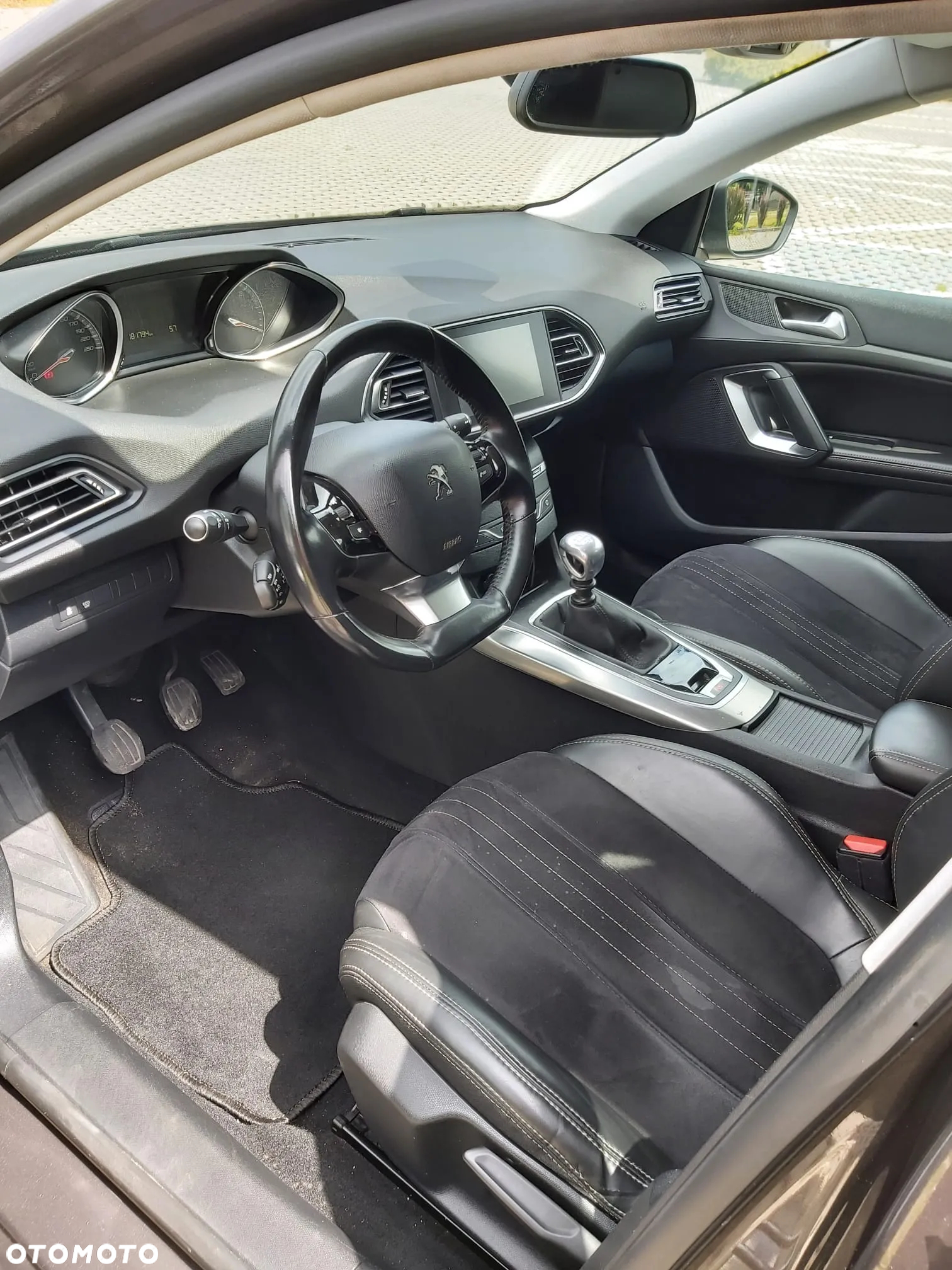 Peugeot 308 e-HDi FAP 115 Stop&Start Style - 8