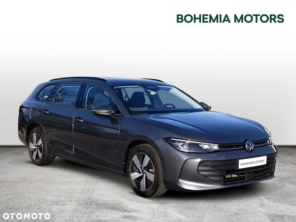 Volkswagen Passat - 8