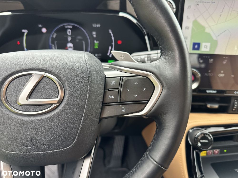 Lexus NX 450h+ Omotenashi AWD - 14
