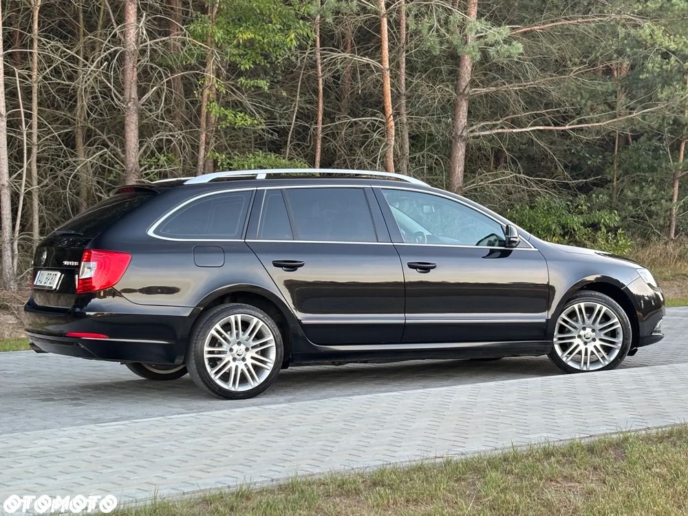 Skoda Superb 2.0 TDI Exclusive - 6