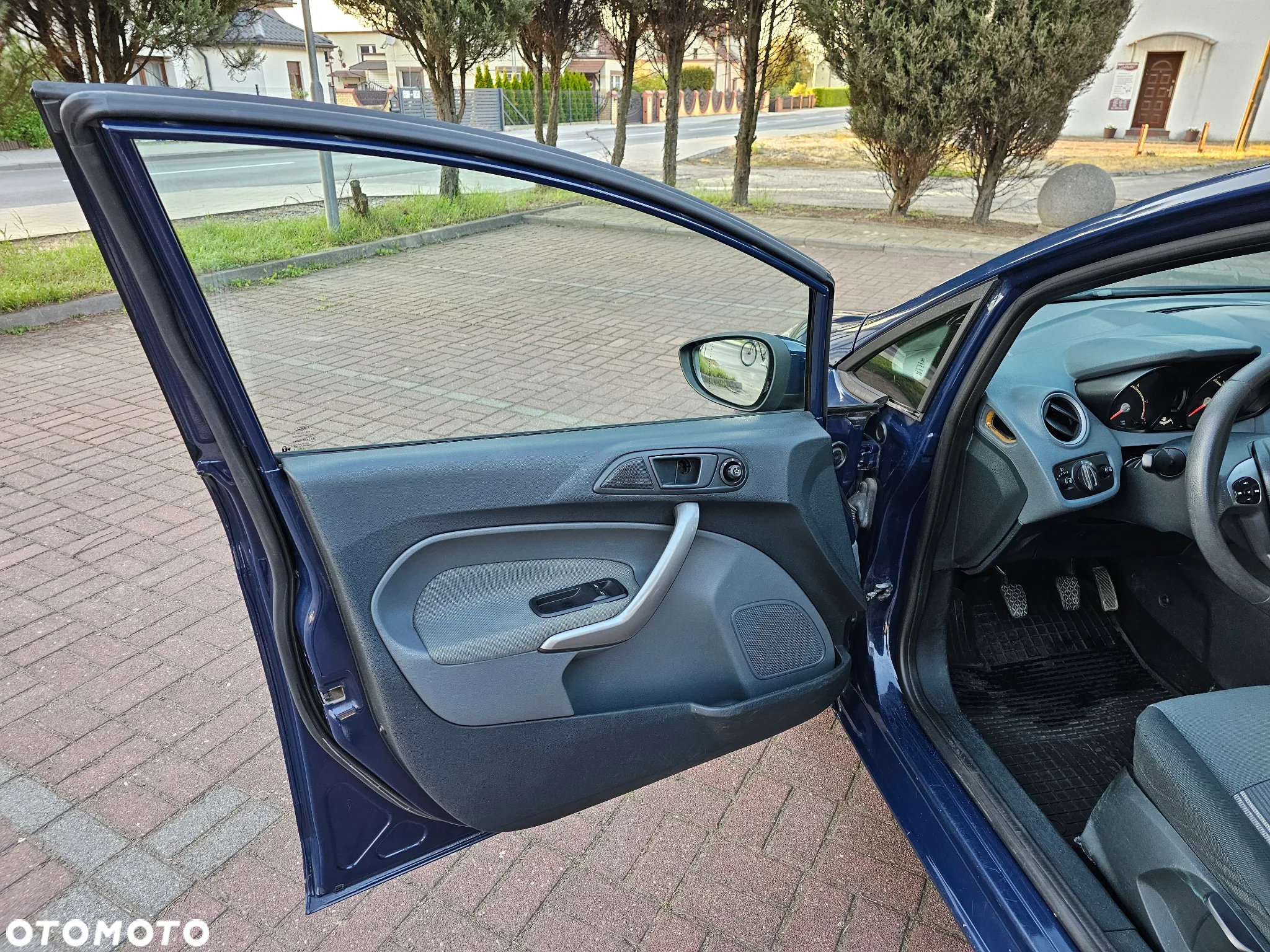 Ford Fiesta - 9