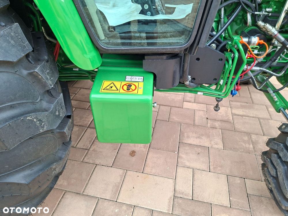 John Deere 4049R 4X4 - 39