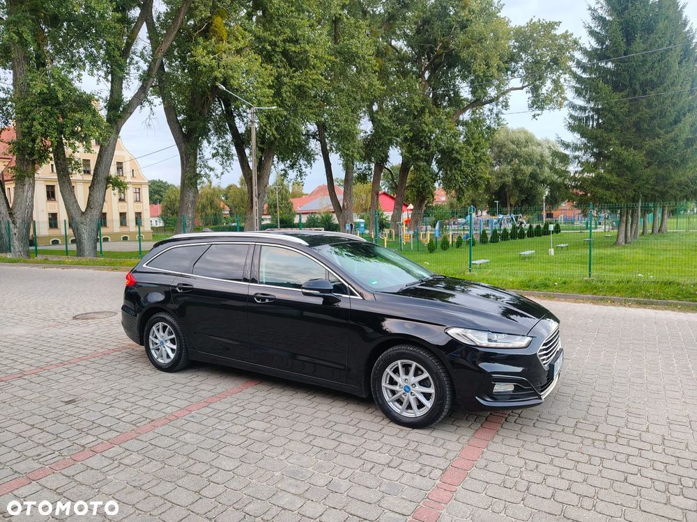 Ford Mondeo - 33