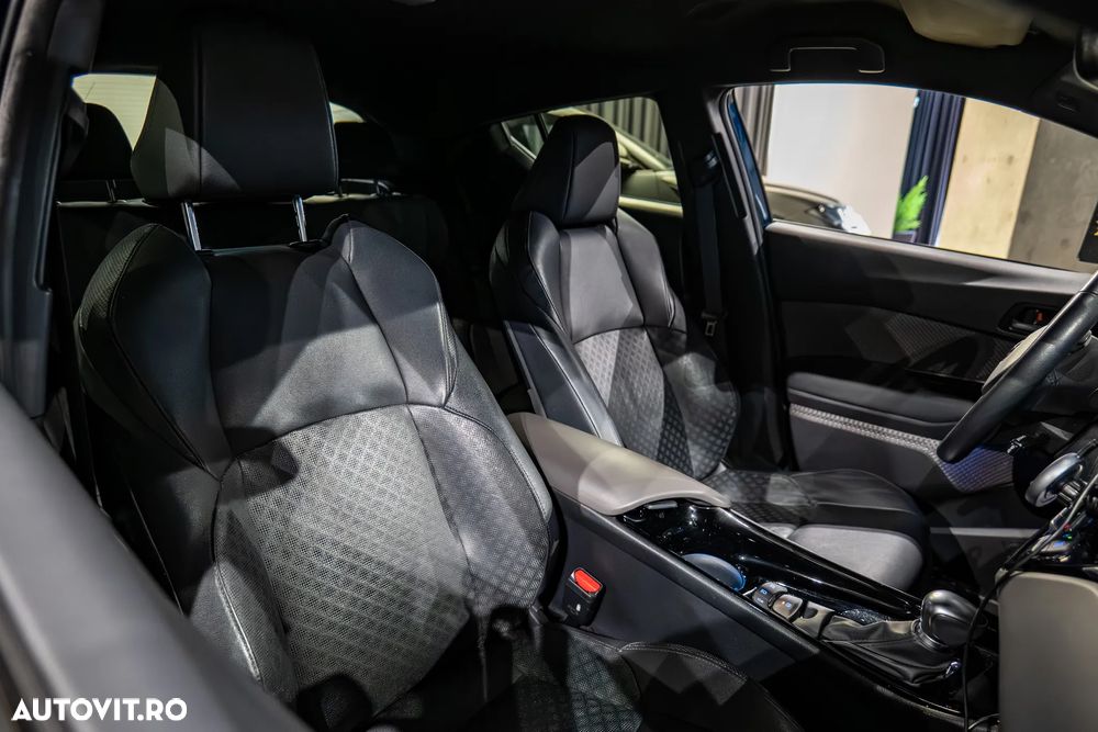 Toyota C-HR - 7