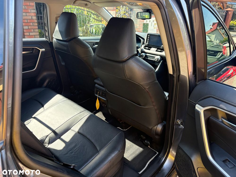 Toyota RAV4 - 8