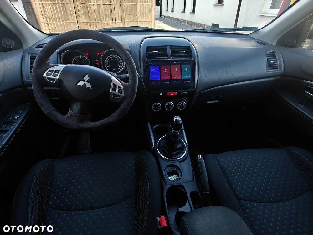Mitsubishi ASX - 14