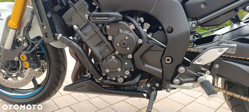 Yamaha FZ8 - 33