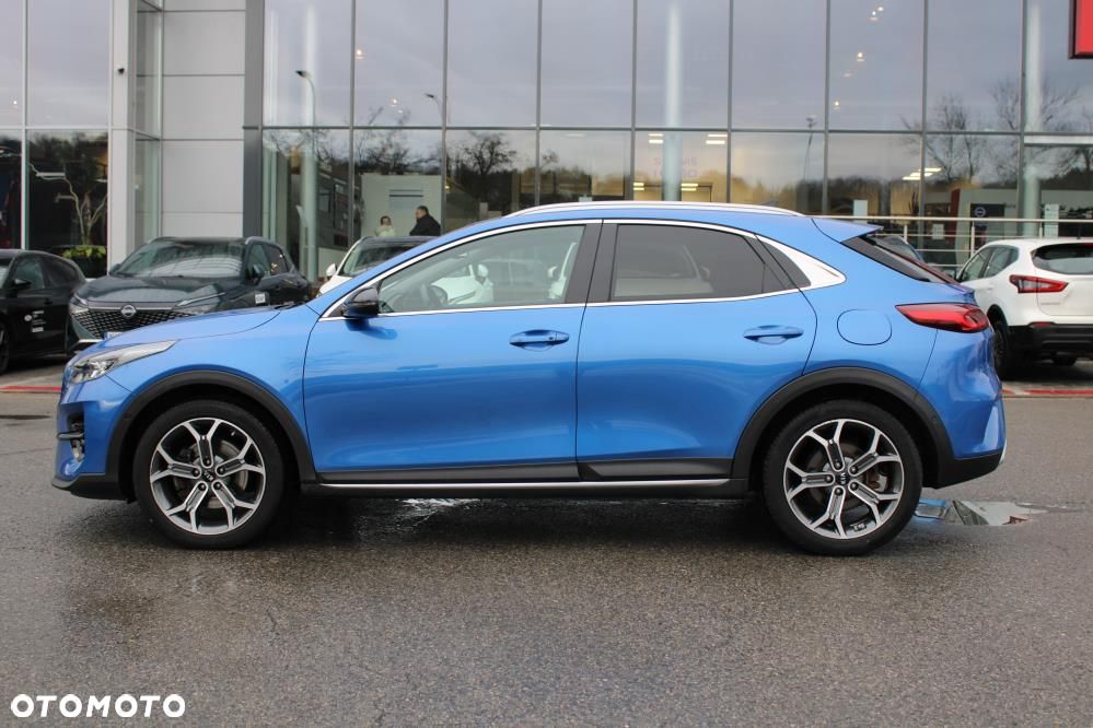 Kia XCeed - 8