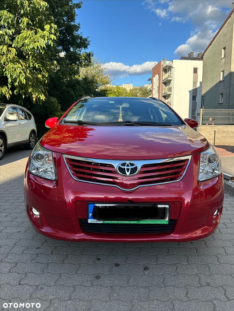 Toyota Avensis 2.0 Premium - 5