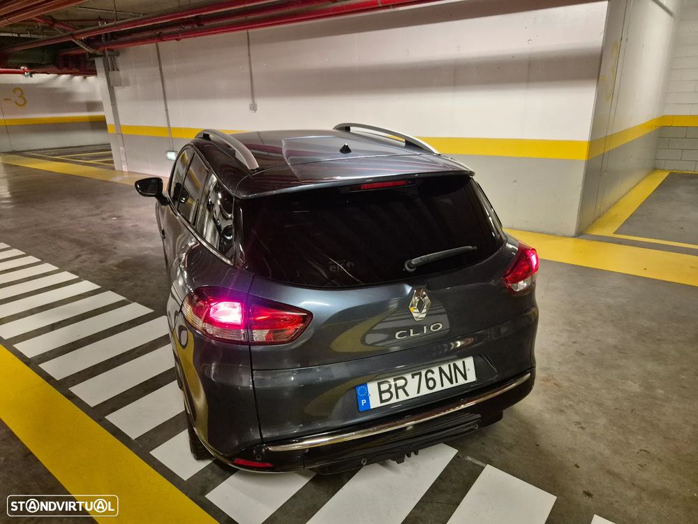 Renault Clio Sport Tourer dCi 90 Limited - 13