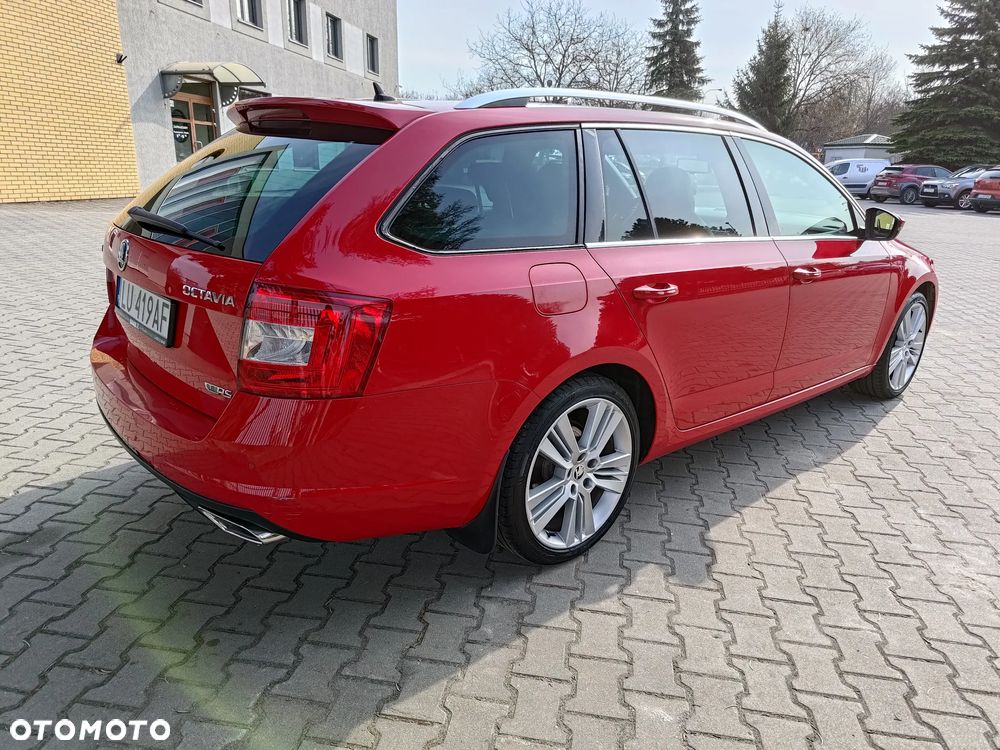 Skoda Octavia 2.0 TDI RS DSG - 8