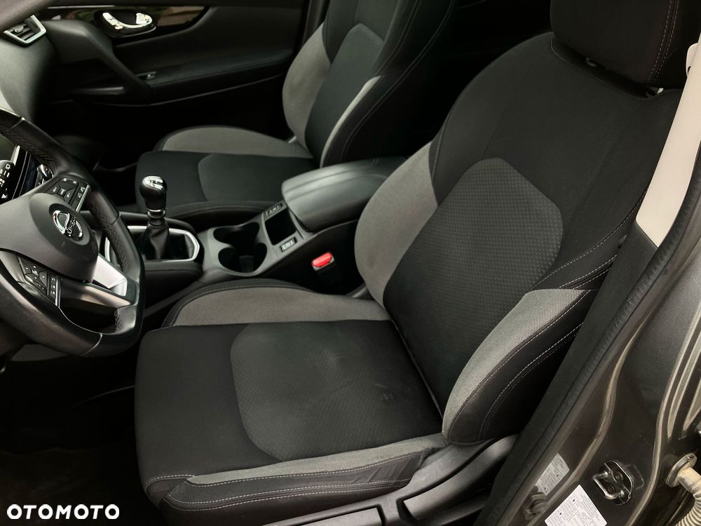 Nissan Qashqai 1.3 DIG-T N-CONNECTA - 21