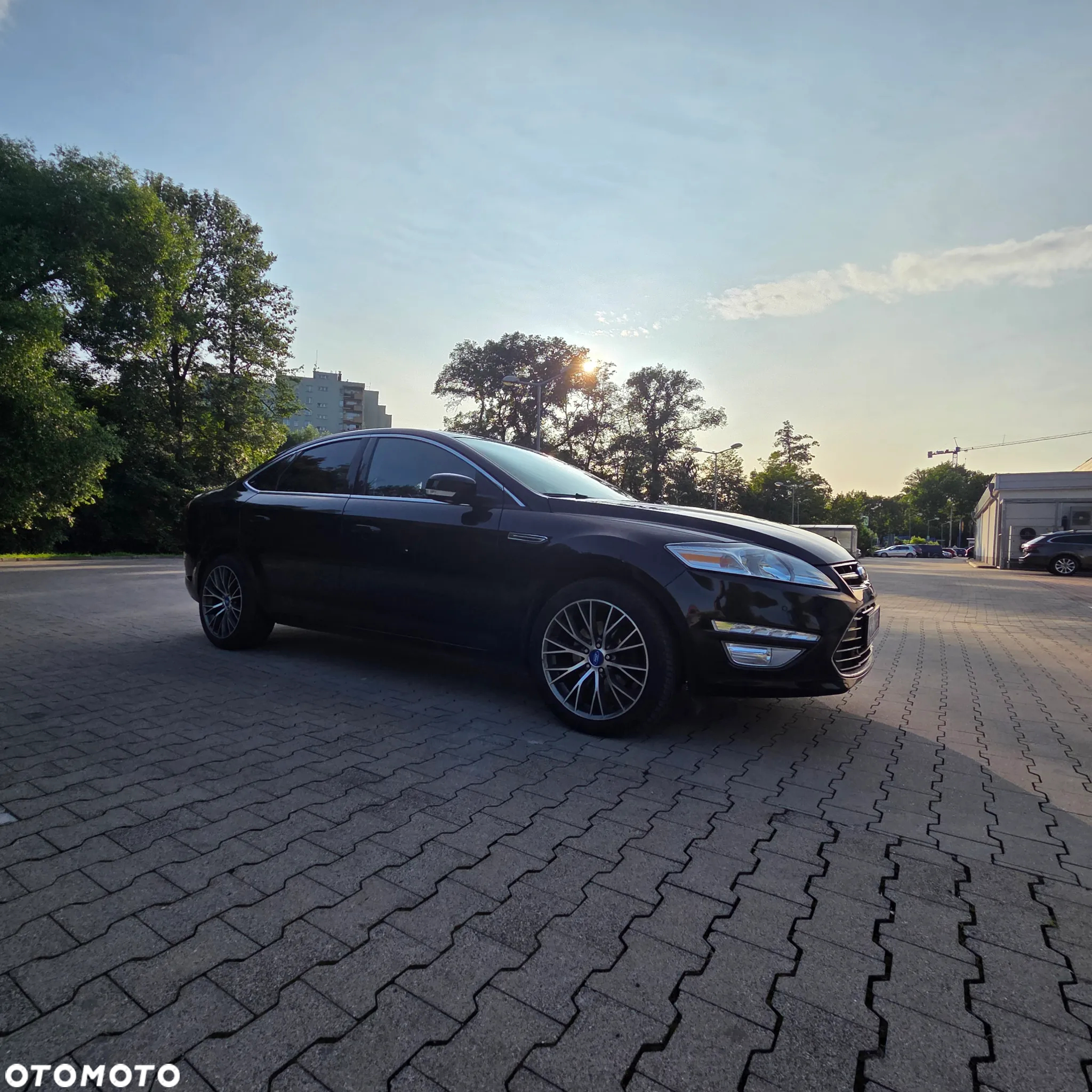 Ford Mondeo 2.0 EcoBoost Titanium - 3