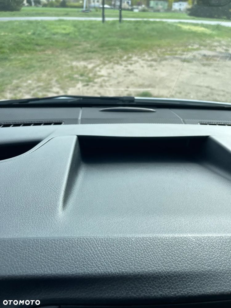 Mercedes-Benz VITO - 12