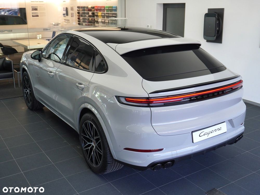 Porsche Cayenne Black Edition - 18