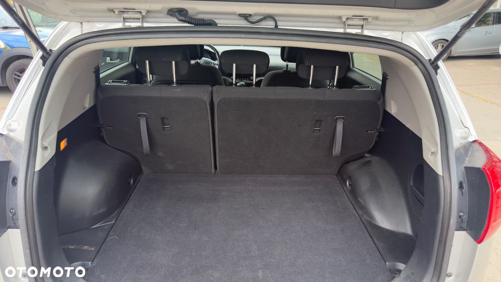 Kia Sportage 2,0 CRDI AWD Spirit - 21
