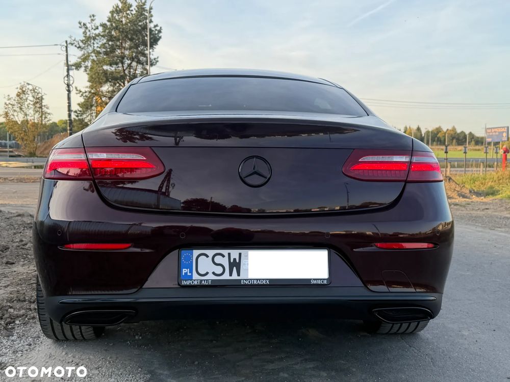 Mercedes-Benz Klasa E 200 9G-TRONIC AMG Line - 26