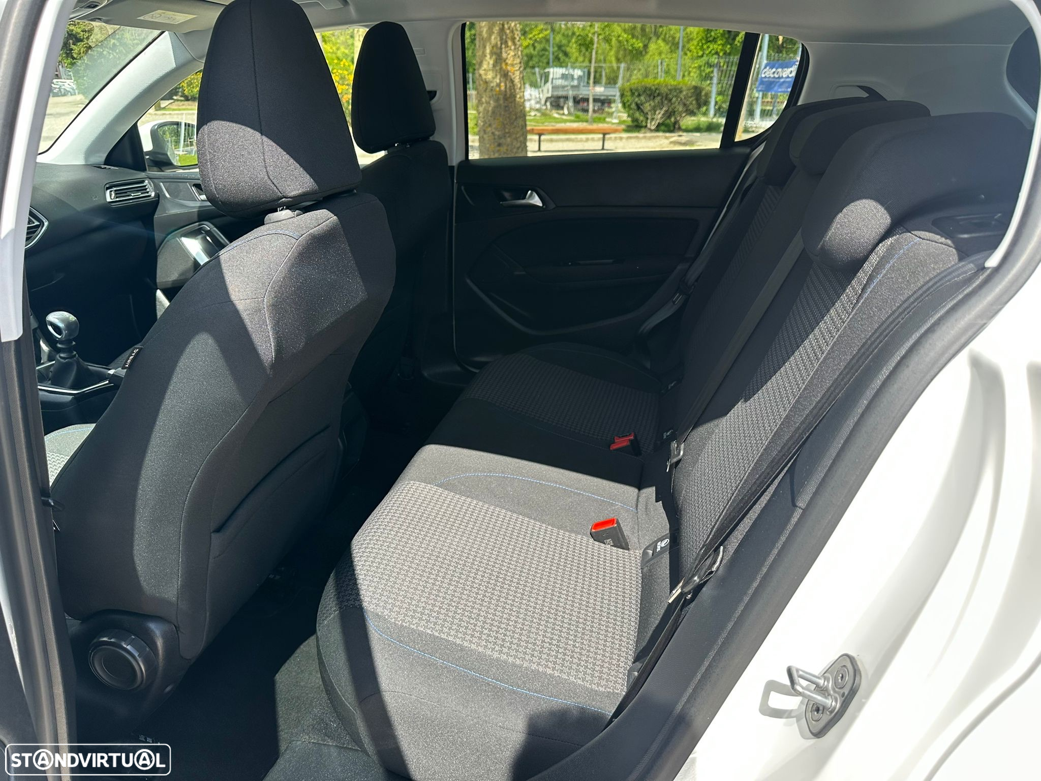 Peugeot 308 1.5 BlueHDi Active - 18