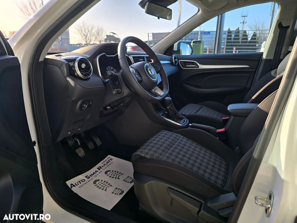 MG ZS 1.5 GSL 5MT Excite - 17