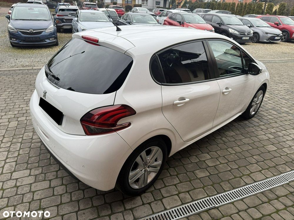 Peugeot 208 1.2 VTi Style - 6