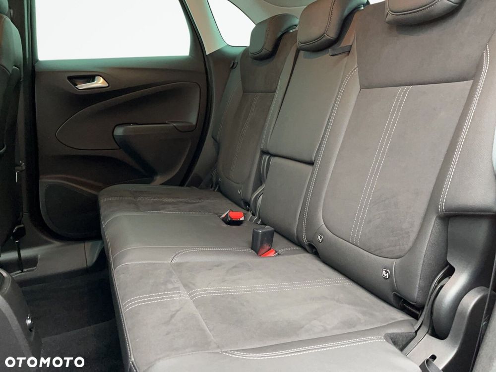 Opel Crossland X - 14