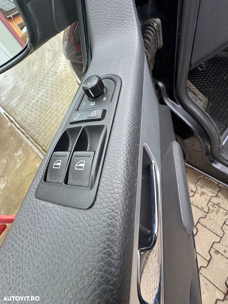 Volkswagen Multivan - 8