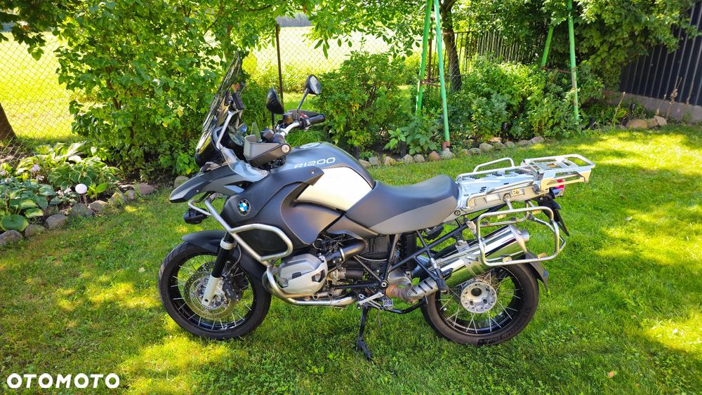 BMW R - 1