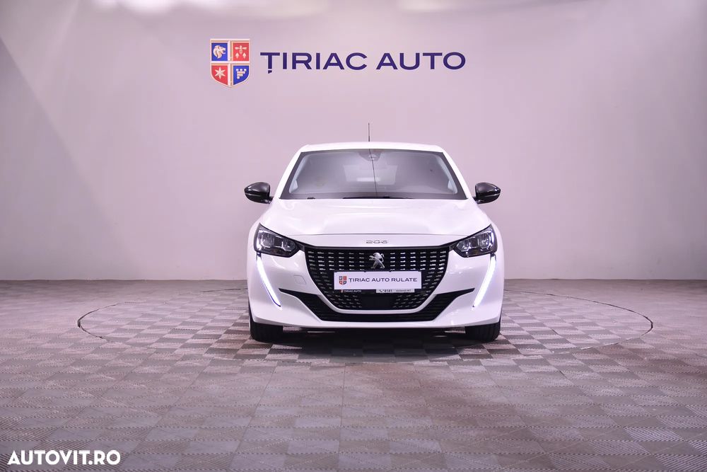 Peugeot 208 1.2L PureTech 100 S&S BVM6 Allure - 9