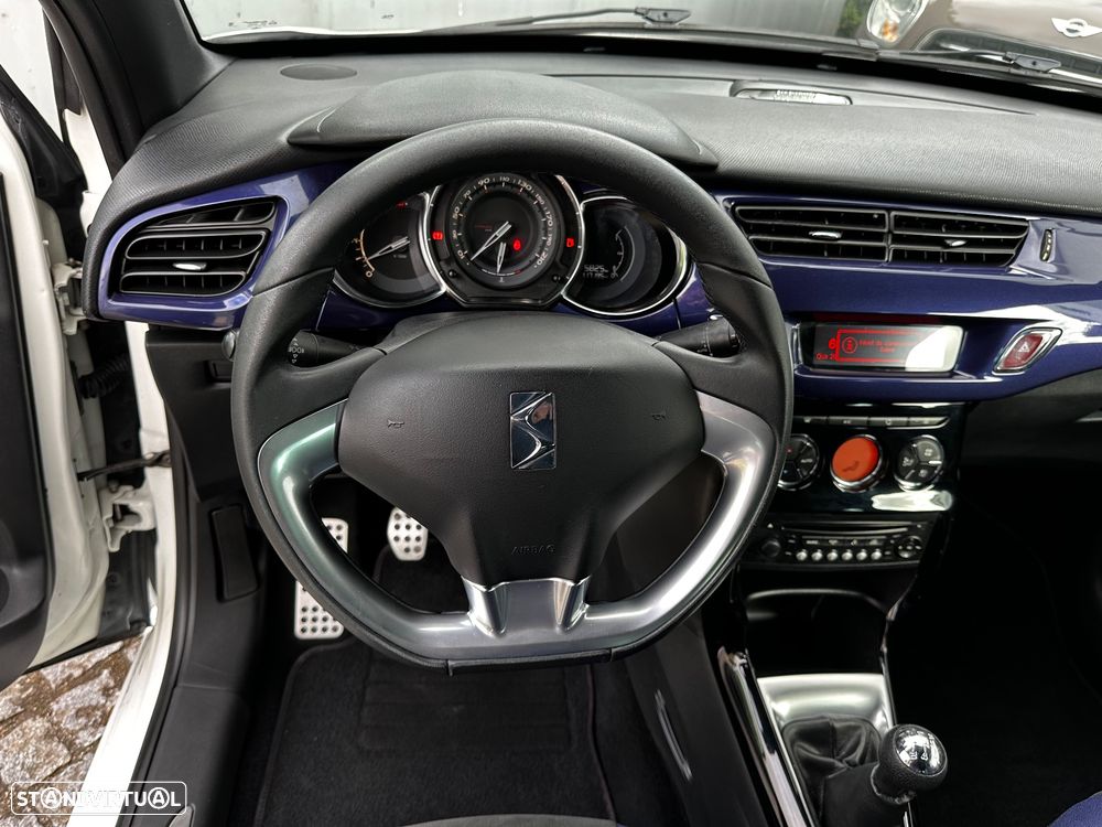 Citroën DS3 1.6 e-HDi So Chic - 15