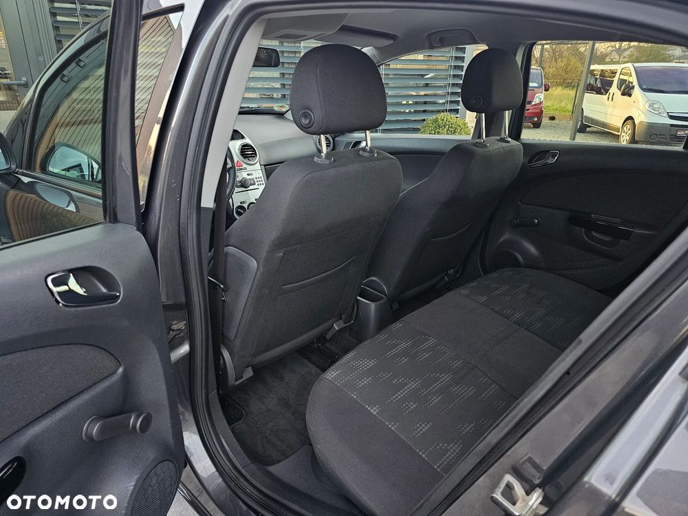 Opel Corsa 1.4 16V Edition - 8