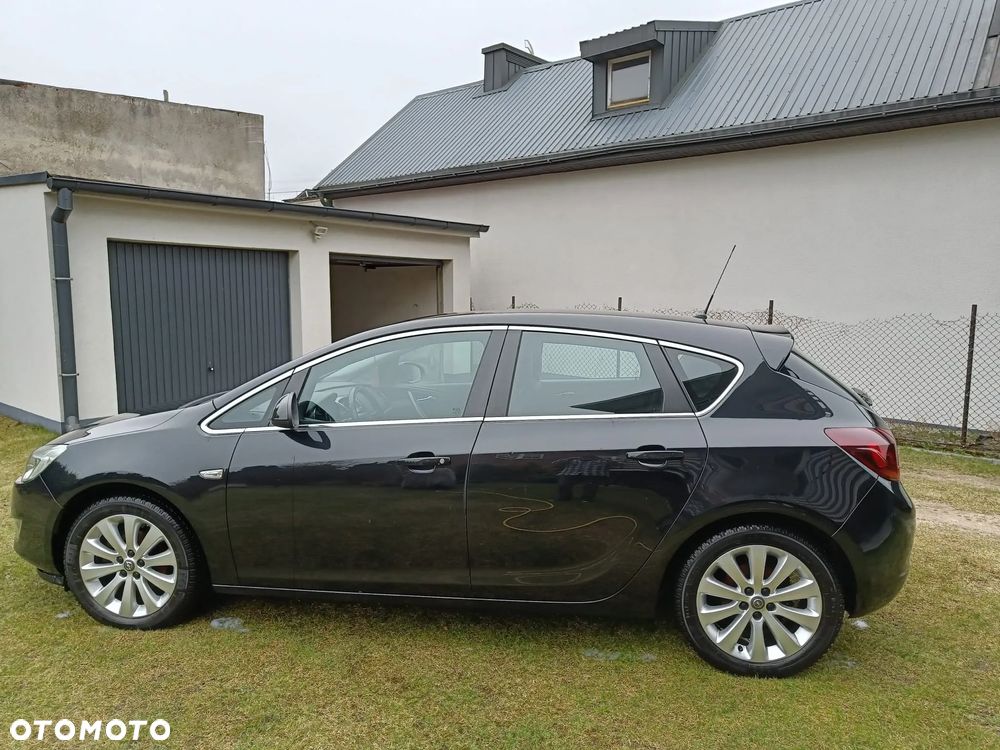 Opel Astra 1.6 Cosmo - 1