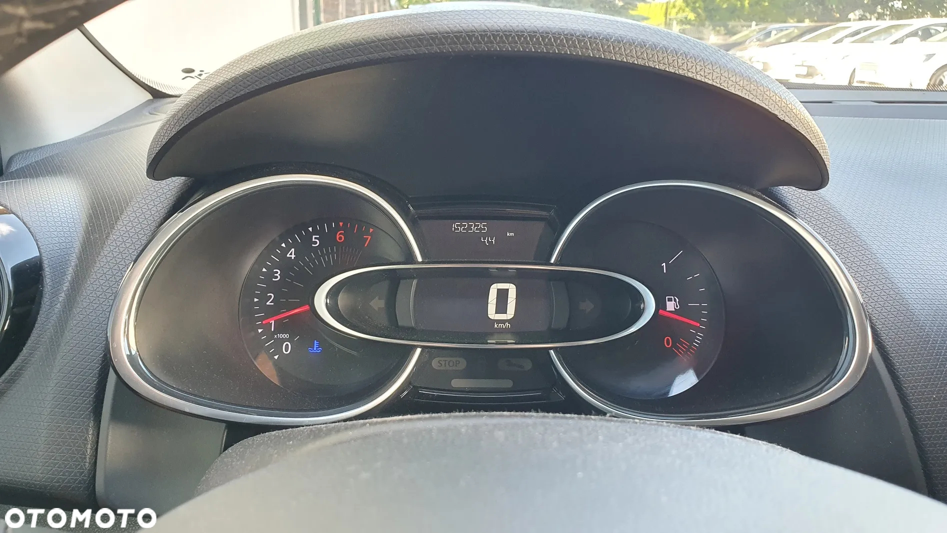 Renault Clio - 17
