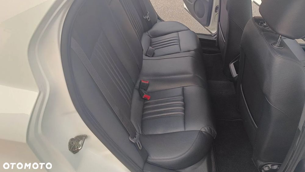 Alfa Romeo 159 2.0JTDM Sport - 17