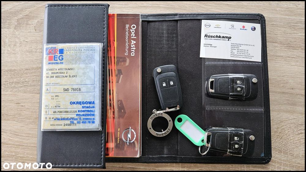 Opel Astra 1.4 T Sport S&S - 37