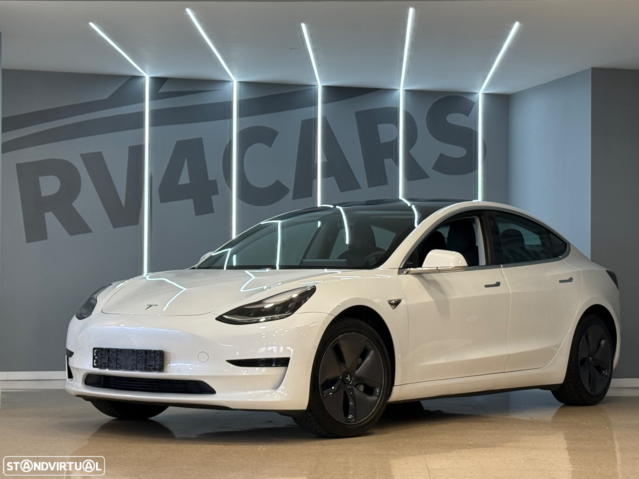 Tesla Model 3 Standard RWD Plus - 2