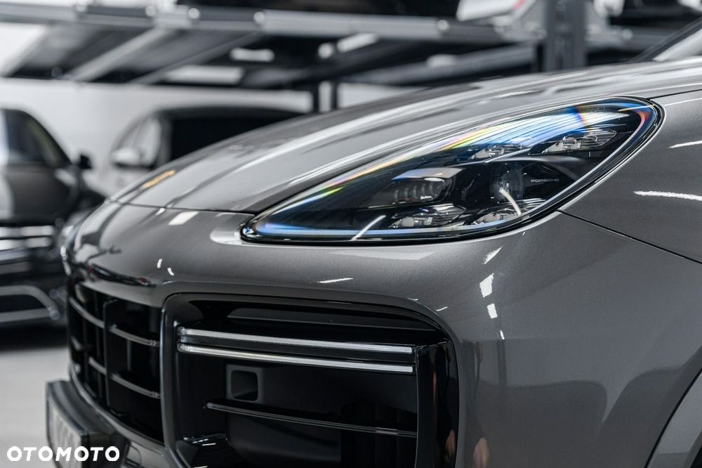 Porsche Cayenne - 19