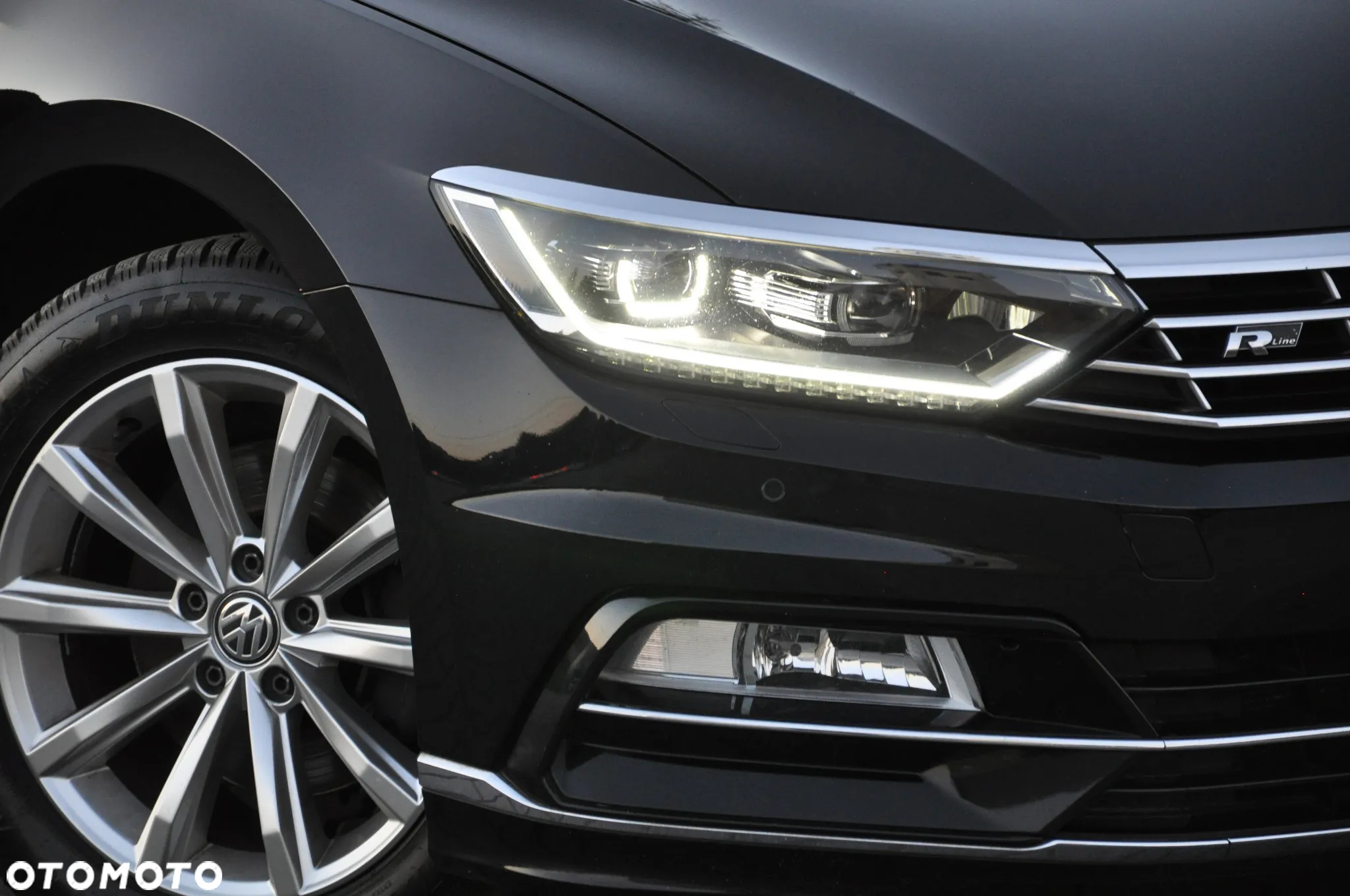 Volkswagen Passat - 11