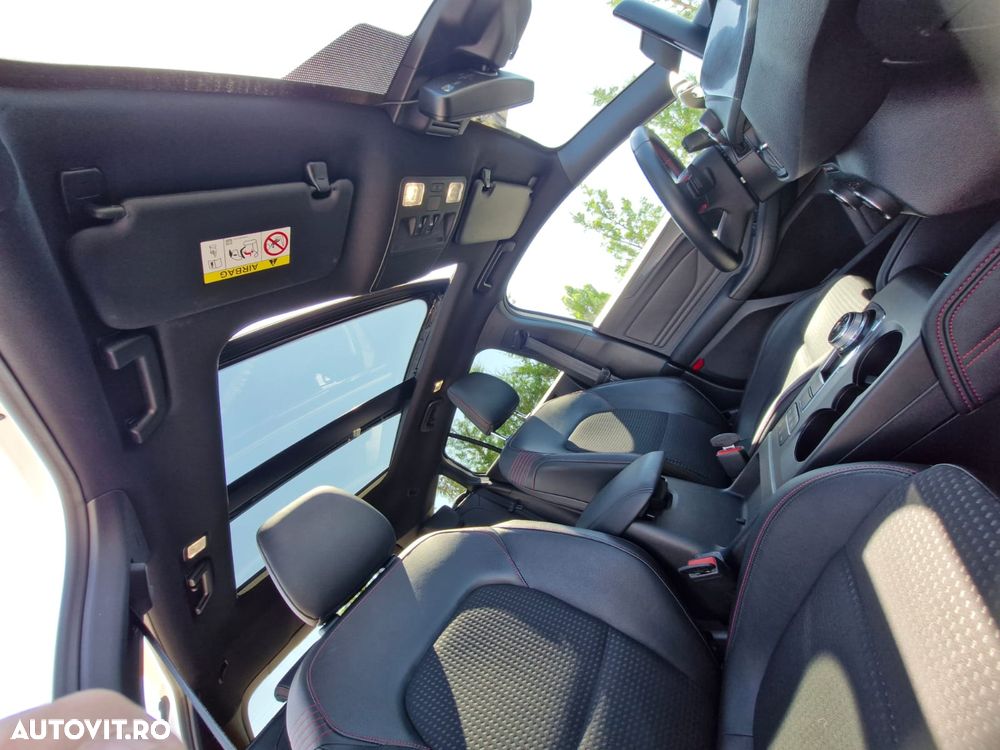 Ford Focus - 11