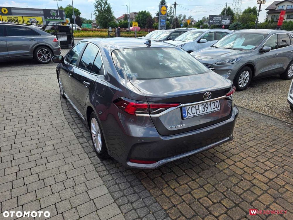 Toyota Corolla - 9